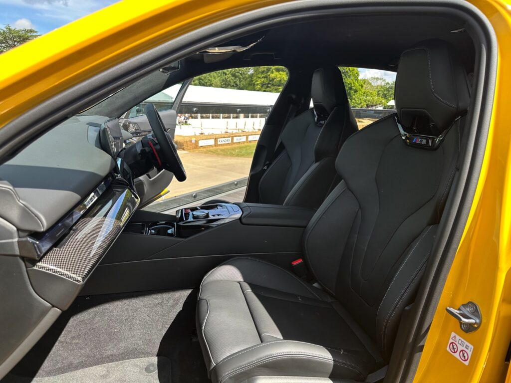 2024-BMW-M5-G90-Interieur-Live-Goodwood-FoS-02-1024x768.jpg