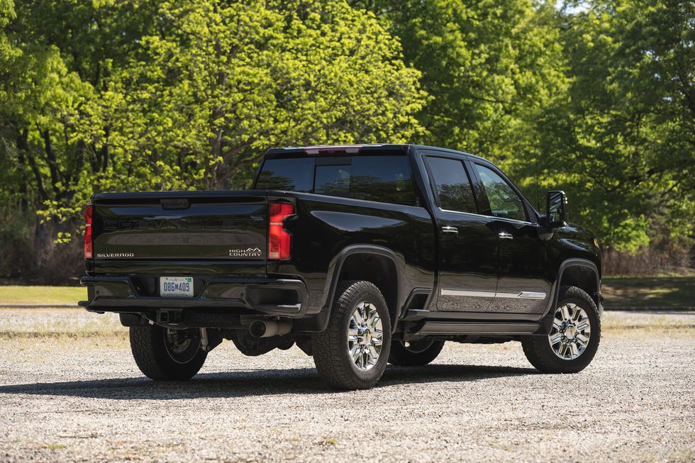 2024-chevrolet-silverado-2500hd-high-country-4wd-114-11.jpg