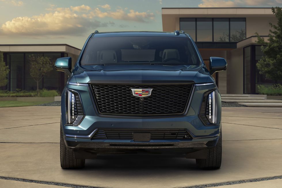 2025-cadillac-escalade-104-19.jpg