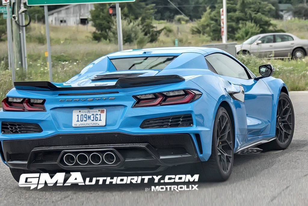 2025-Chevrolet-Corvette-C8-ZR1-Convertible-Rapid-Blue-GMO-Prototype-Spy-Shots-August-2024-Exterior-010-rear-tail-lights-exhaust-1024x683.jpg