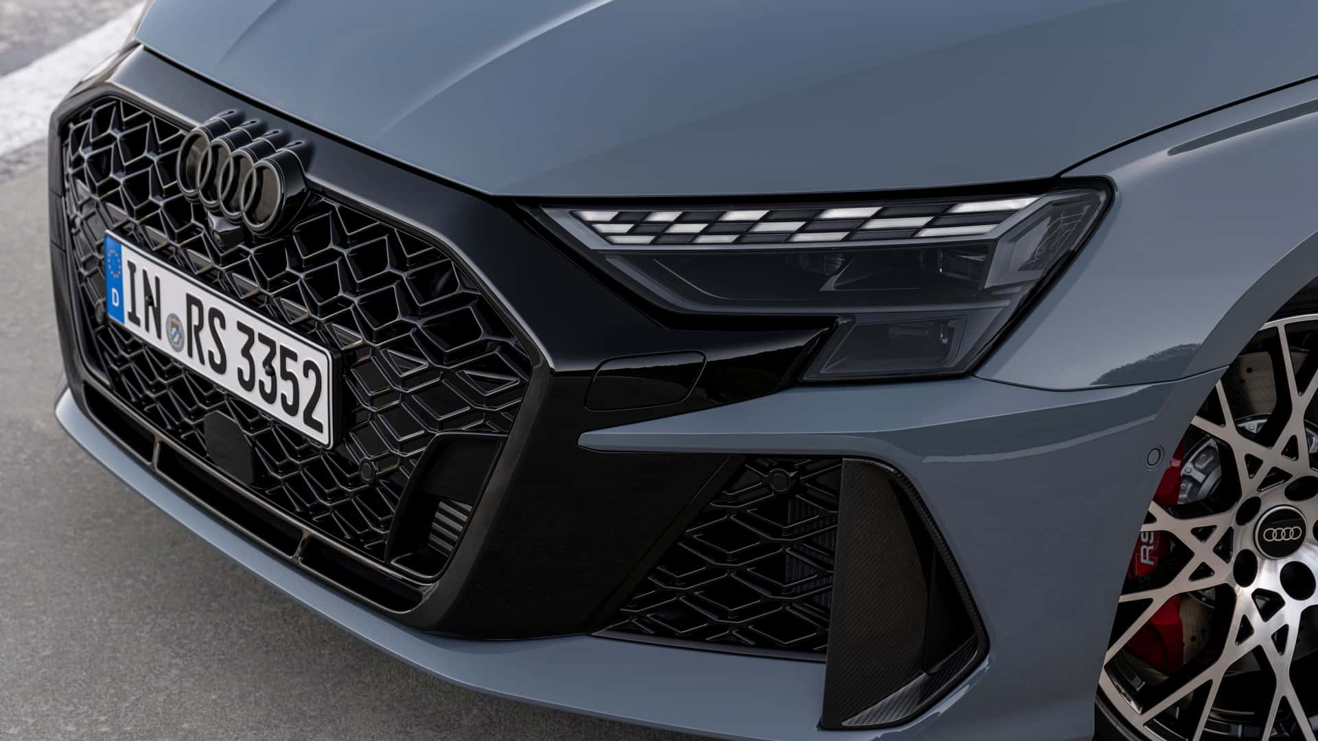 audi-rs-3-limousine-2024-30.jpg