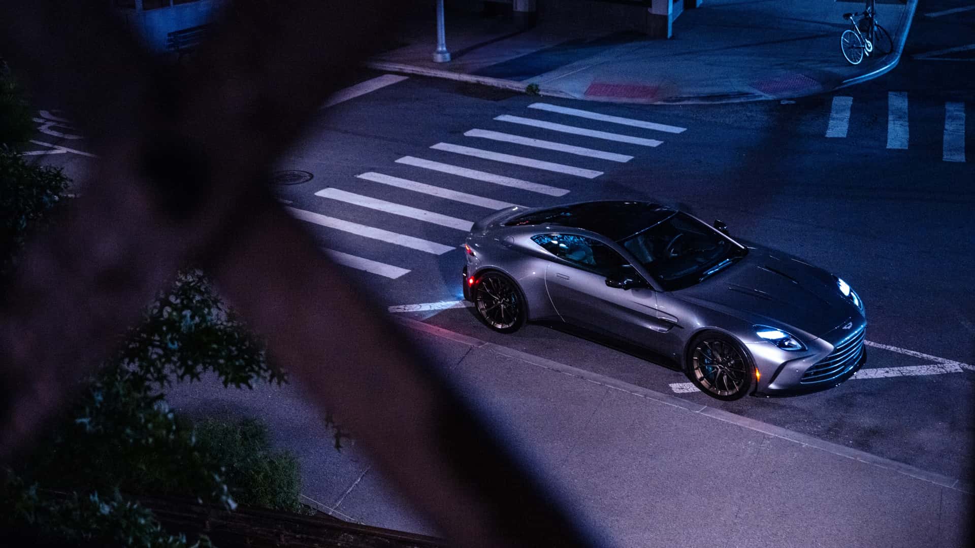 2025-aston-martin-vantage-review-8.jpg