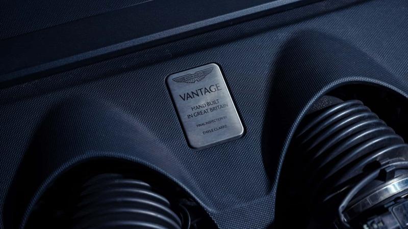 2025-aston-martin-vantage-review-17.jpg