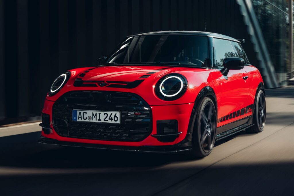 AC-Schnitzer-MINI-F66-Cooper-S-Endrohre-Tuning-AGA-02-1024x684.jpg