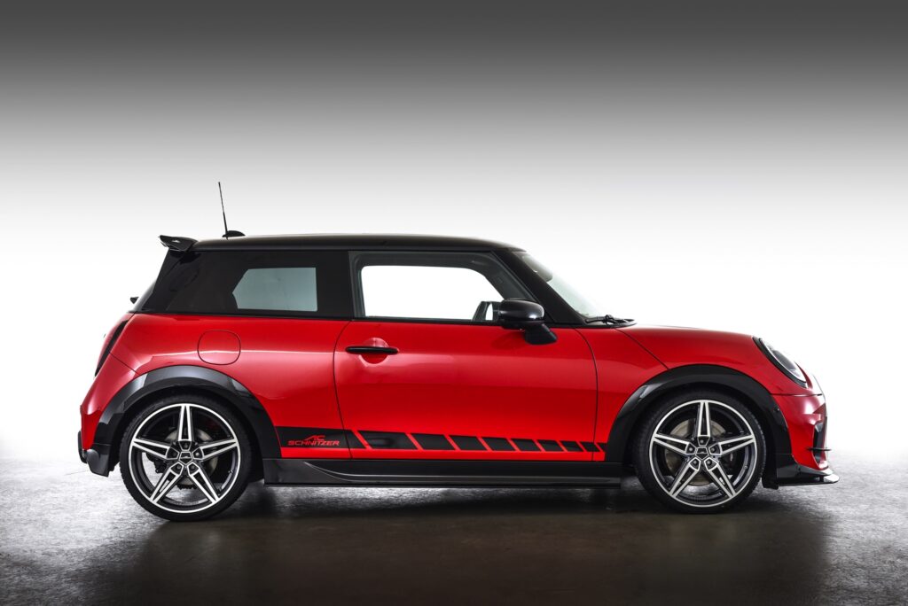 AC-Schnitzer-MINI-F66-Cooper-S-Endrohre-Tuning-AGA-12-1024x684.jpg