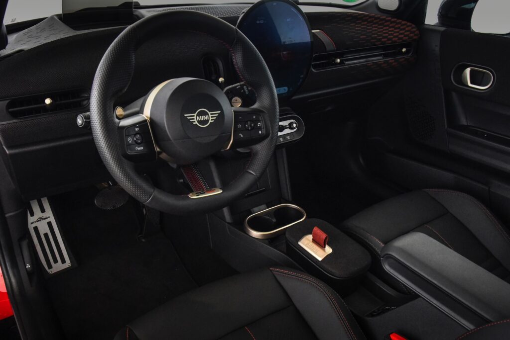 AC-Schnitzer-MINI-F66-Cooper-S-Endrohre-Tuning-AGA-21-1024x684.jpg