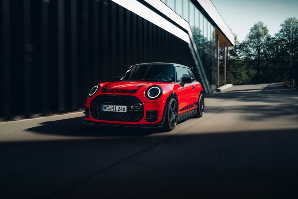 AC-Schnitzer-MINI-F66-Cooper-S-Endrohre-Tuning-AGA-34-1024x683.jpg
