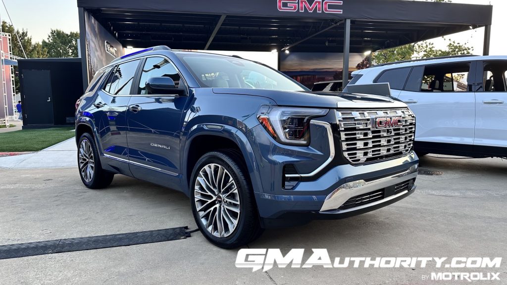 2026-GMC-Terrain-Denali-Downpour-Metallic-GXP-2024-Texas-State-Fair-GMA-Photos-Exterior-002-front-three-quarters-1024x576.jpg