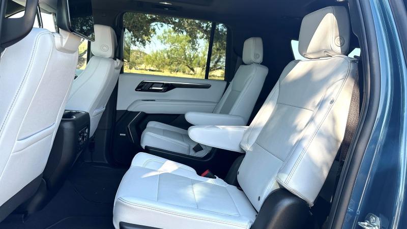 2025-chevrolet-suburban-rear-seats.jpg