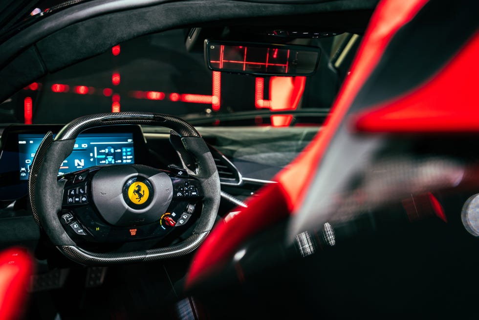 ferrari-tns-8-670fee0344a14.jpg