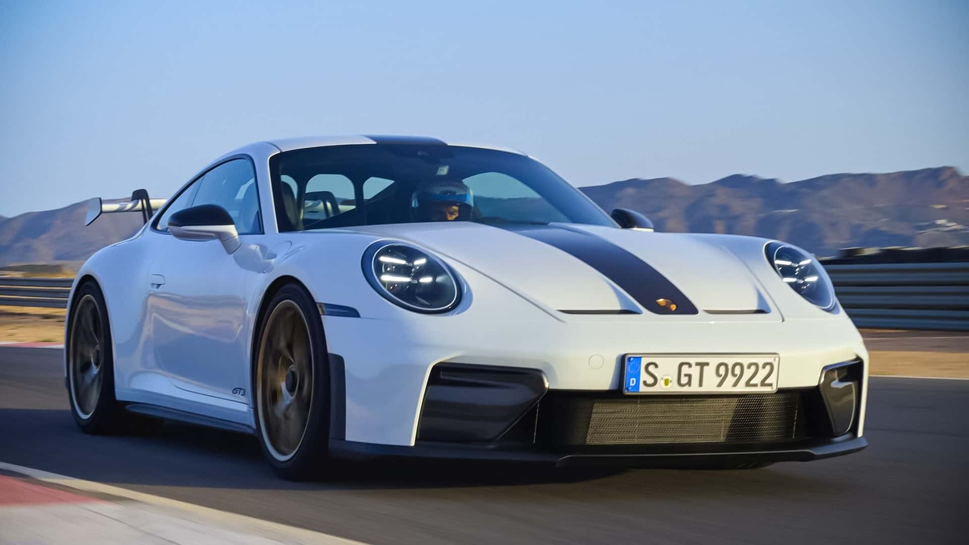 porsche-911-gt3-mit-weissach-paket-2025.jpg