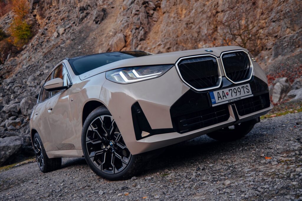 BMW-X3-G45-20d-M-Sport-Dune-Grey-Herbst-04-1024x683.jpg