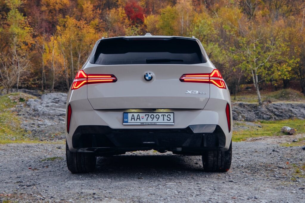 BMW-X3-G45-20d-M-Sport-Dune-Grey-Herbst-11-1024x682.jpg