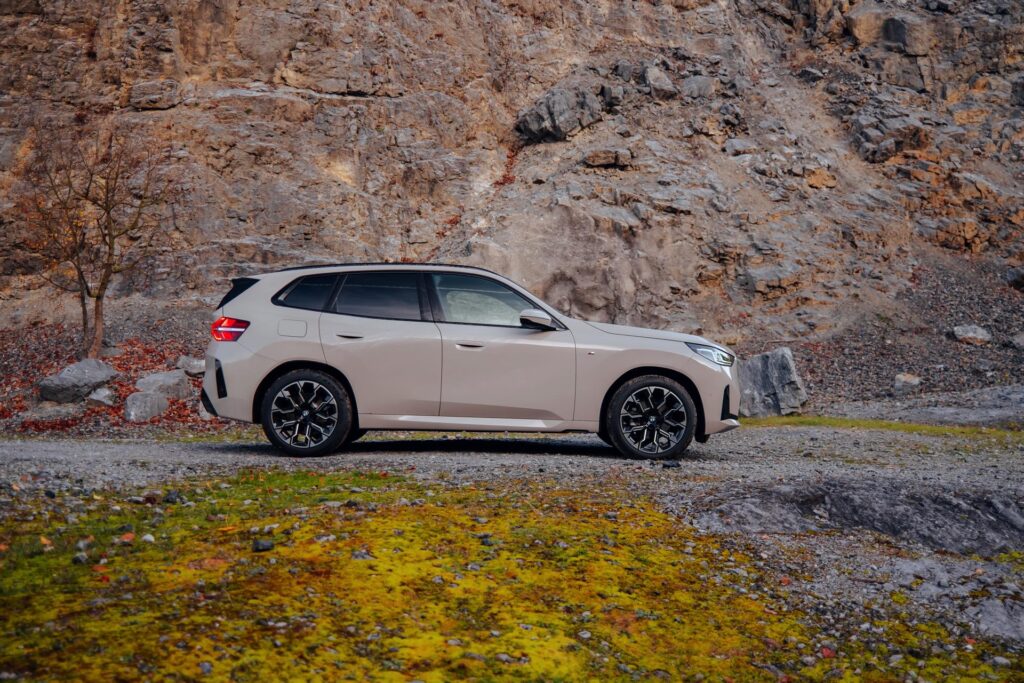 BMW-X3-G45-20d-M-Sport-Dune-Grey-Herbst-12-1024x683.jpg