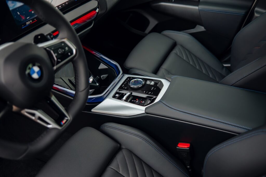 BMW-X3-G45-Interieur-M-Sport-Schwarz-02-1024x683.jpg