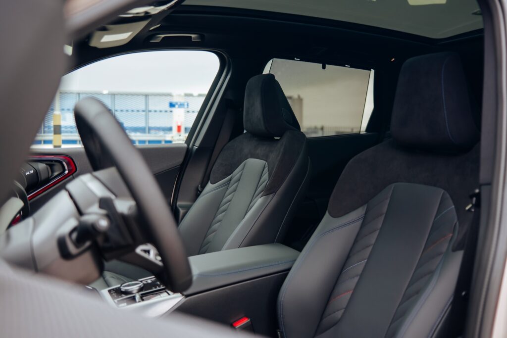 BMW-X3-G45-Interieur-M-Sport-Schwarz-01-1024x683.jpg