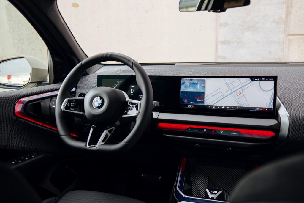 BMW-X3-G45-Interieur-M-Sport-Schwarz-05-1024x683.jpg