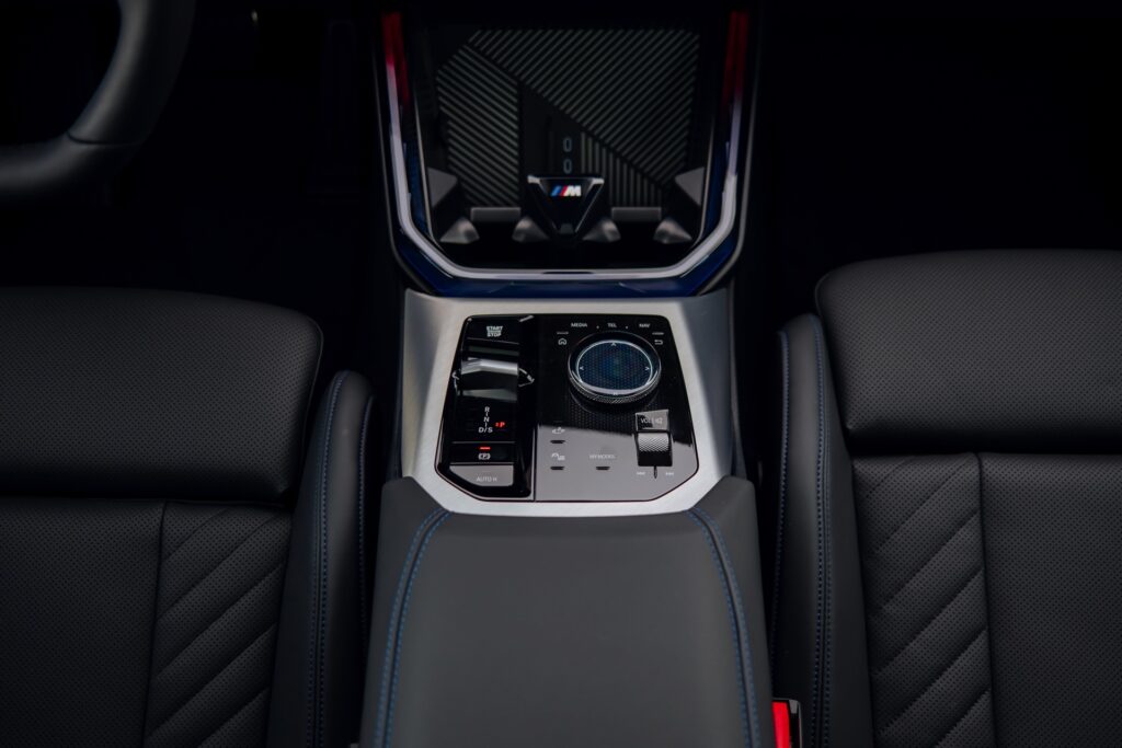 BMW-X3-G45-Interieur-M-Sport-Schwarz-10-1024x683.jpg