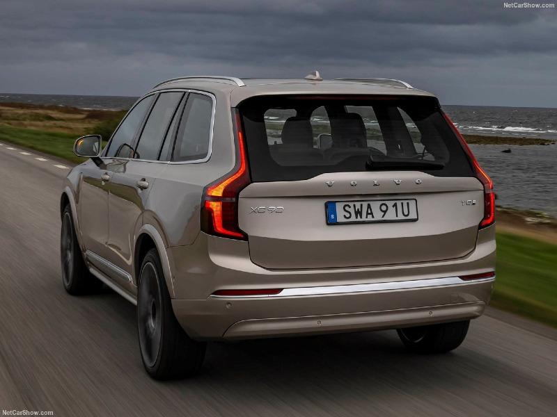 Volvo-XC90-2025-1280-17.jpg