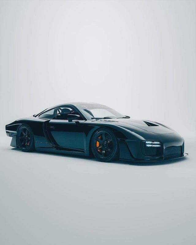 porsche-935-mobydick-1080x1350-v0-qcxxhlq03shc1.jpeg