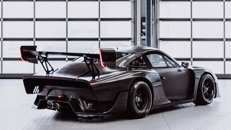 porsche-935-without-livery-04-1562124278.jpg