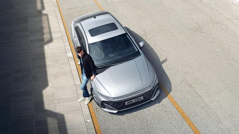 2025 Hyundai Accent skyview .jpg