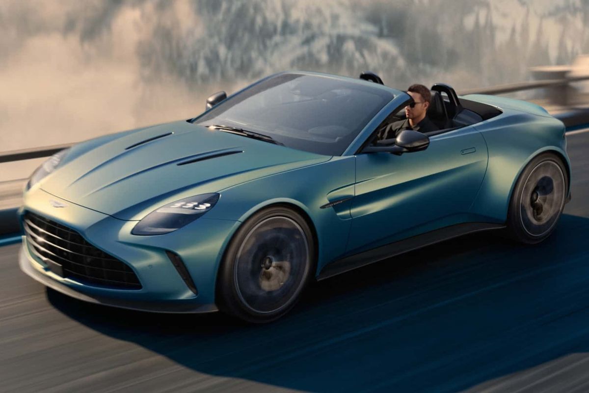 aston-martin-vantage-roadster.jpg