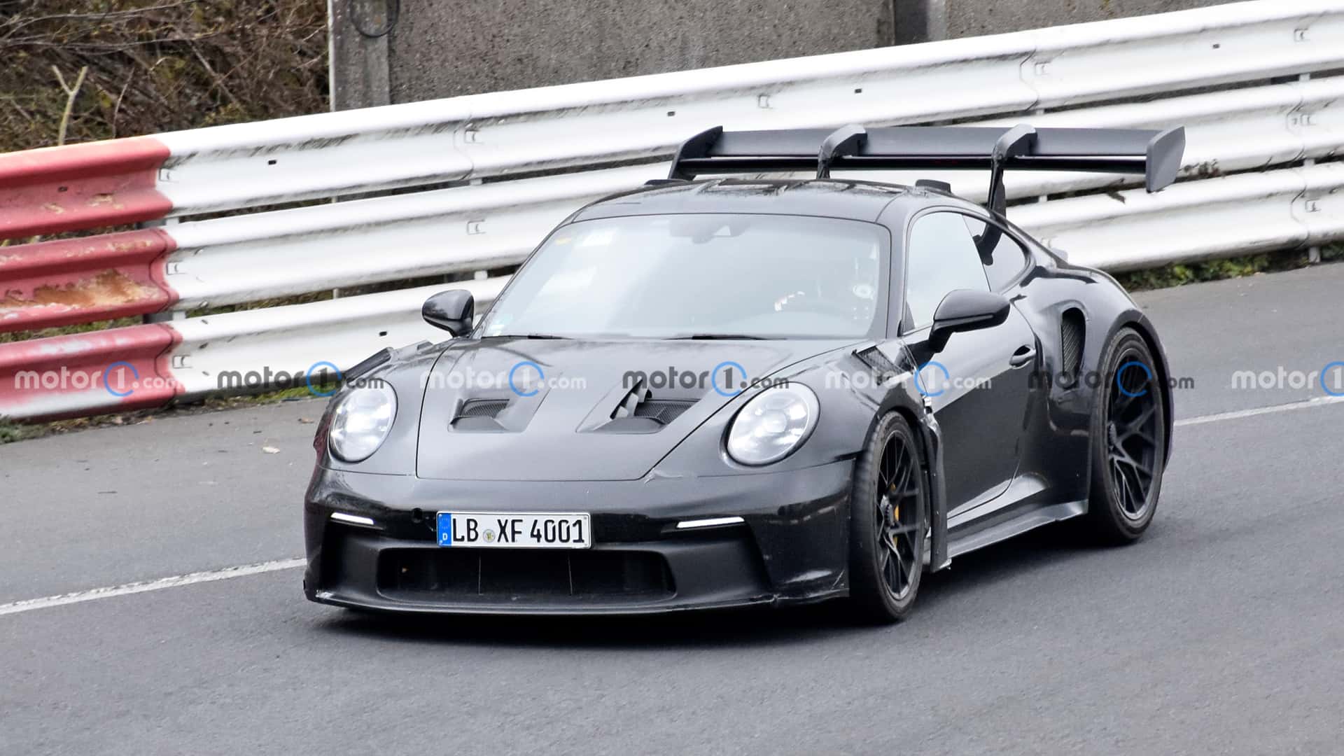 porsche-911-gt2-rs-test-mule-spy-photo.jpg