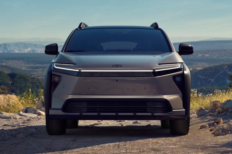 2026-Toyota-bZ-Woodland-Press-Photos-Exterior-001-front-fascia.jpg