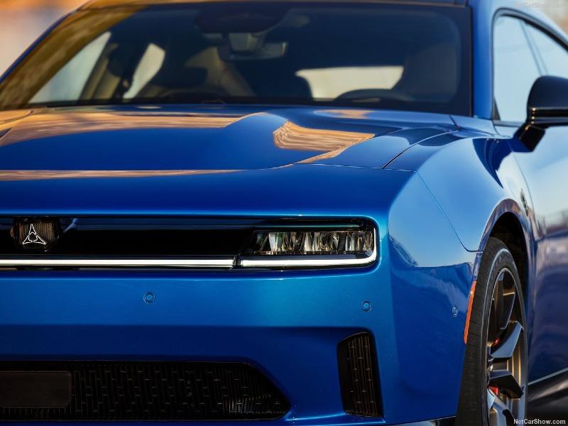 Dodge-Charger_Daytona_Sedan-2026-1280-72d3e66de42642848bdaf7fef06e02a39f.jpg