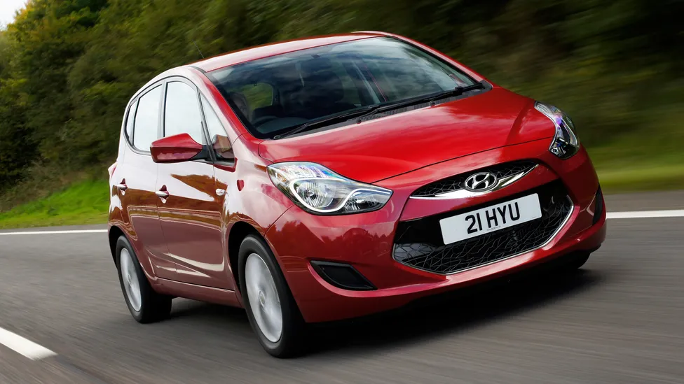 buyers_guide_-_hyundai_ix20_2014_-_front_quarter.webp