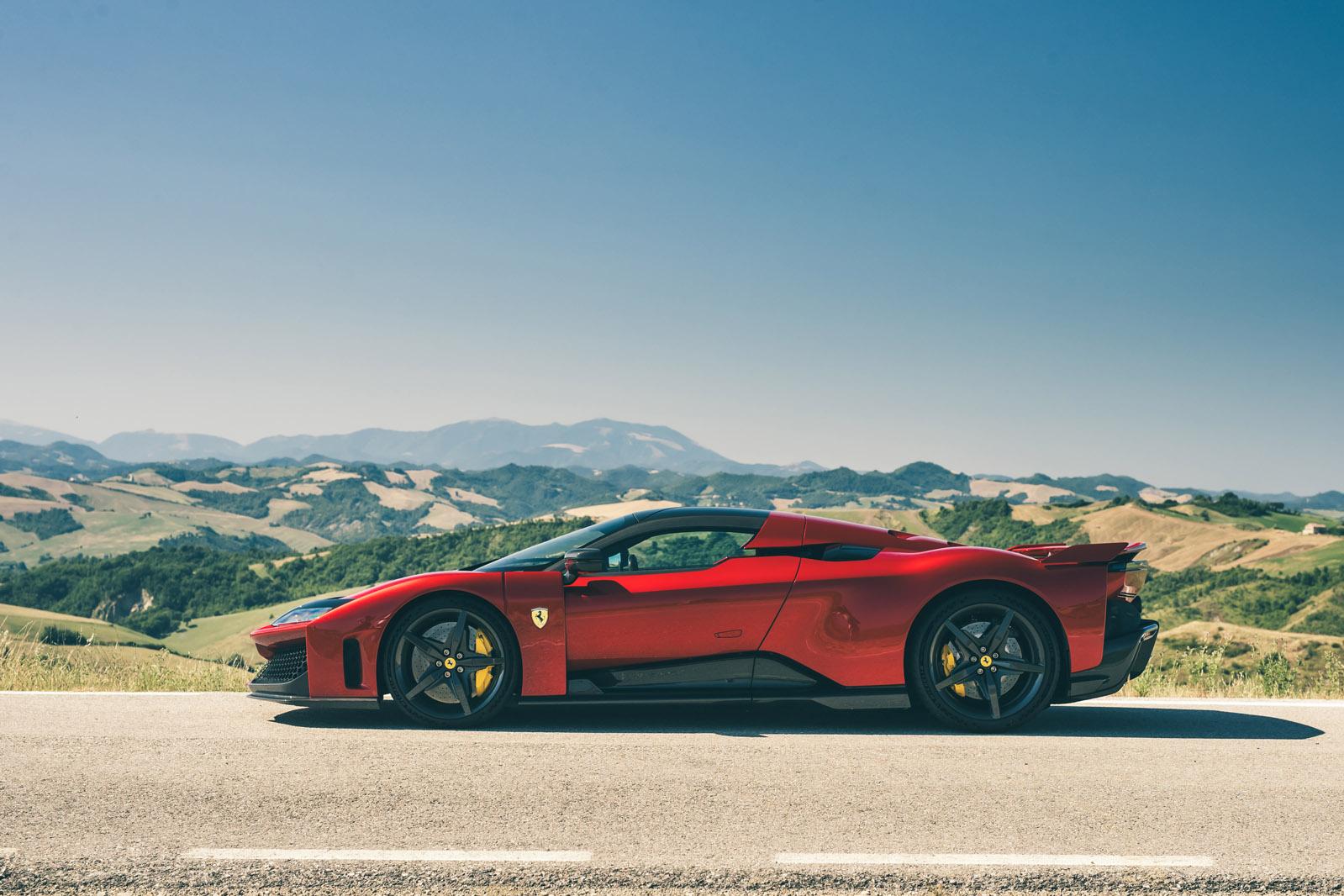 ferrari-f80-review-2025-029.jpg