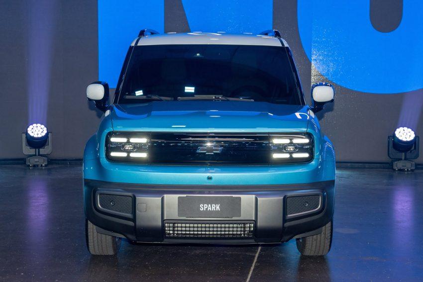 2026-Chevrolet-Spark-EUV-Activ-Argentina-Press-Photos-Exterior-Live-002-Front-End-850x567.jpg