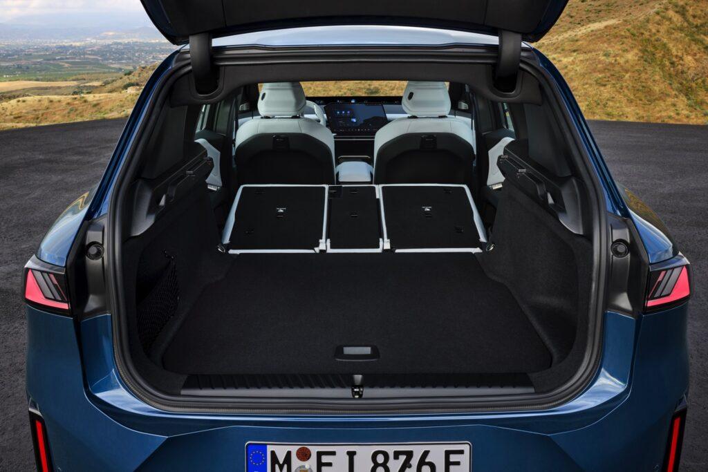 BMW-iX3-Interieur-Neue-Klasse-NA5-Kofferraum-3-1024x683.jpg