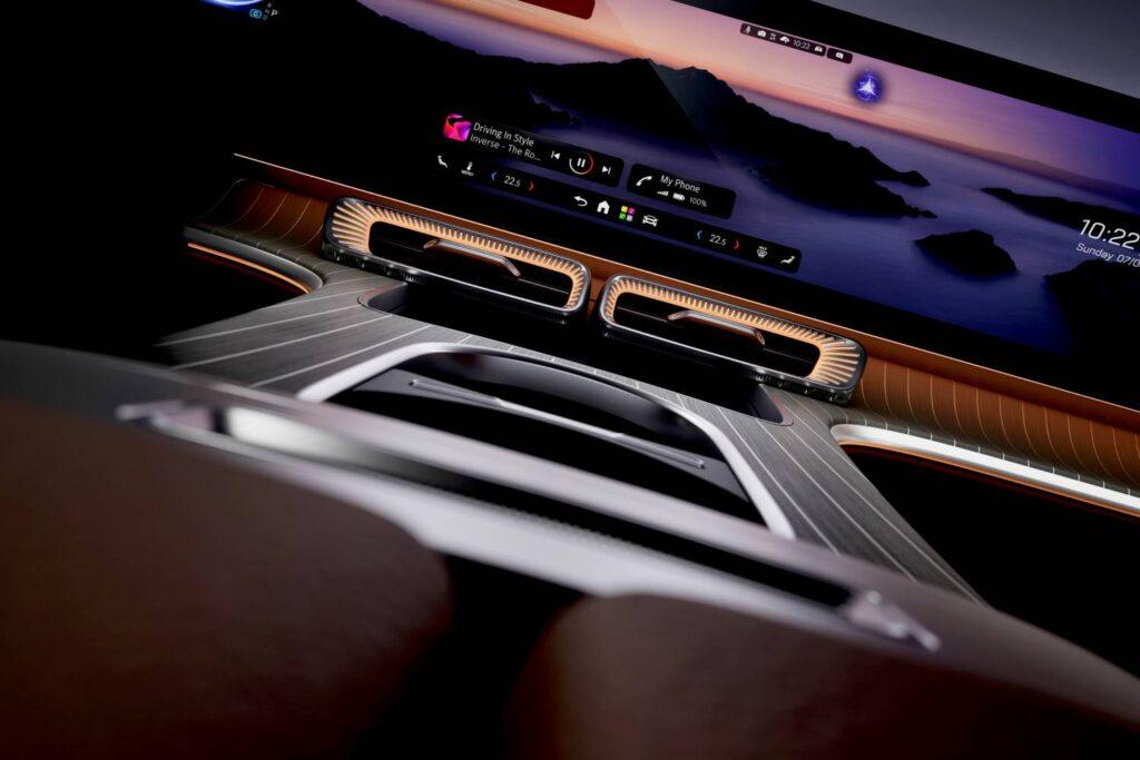 mbpasion.de-erster-blick-ins-interieur-des-neuen-vollelektrischen-mercedes-benz-glc-1600-36-1024x683.jpg