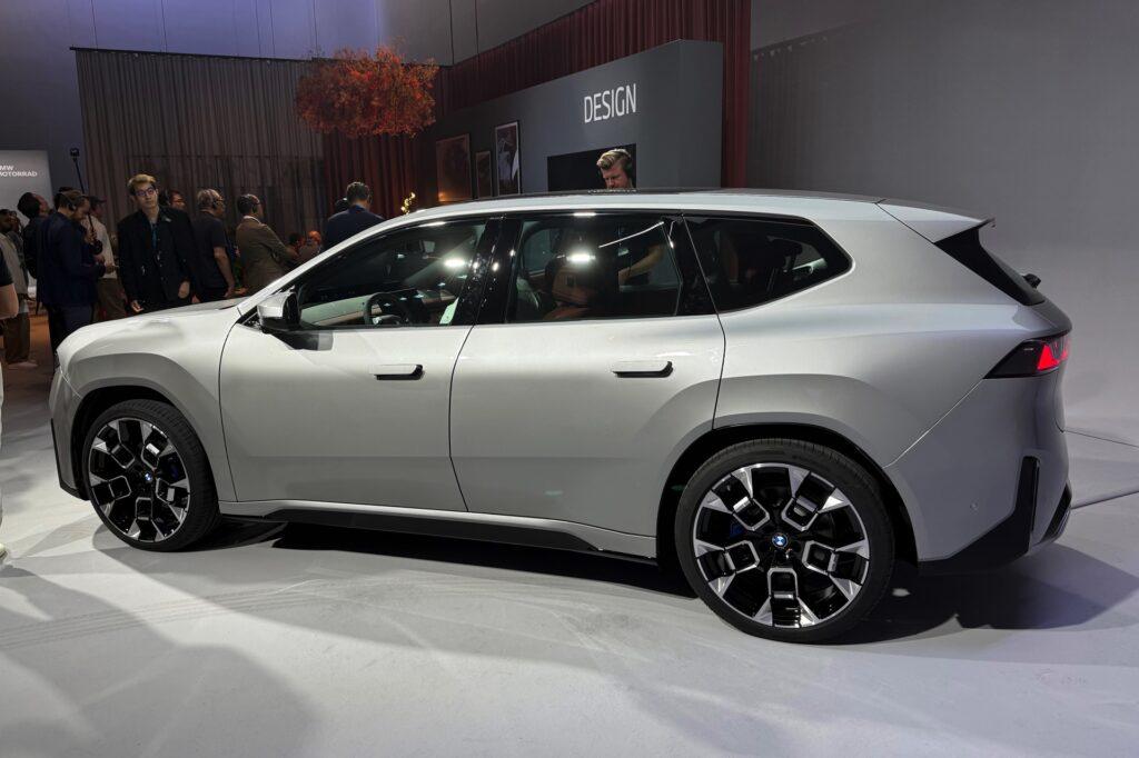 BMW-iX3-Space-Silver-Live-Fotos-NA5-Neue-Klasse-M-Sport-04-1024x682.jpg