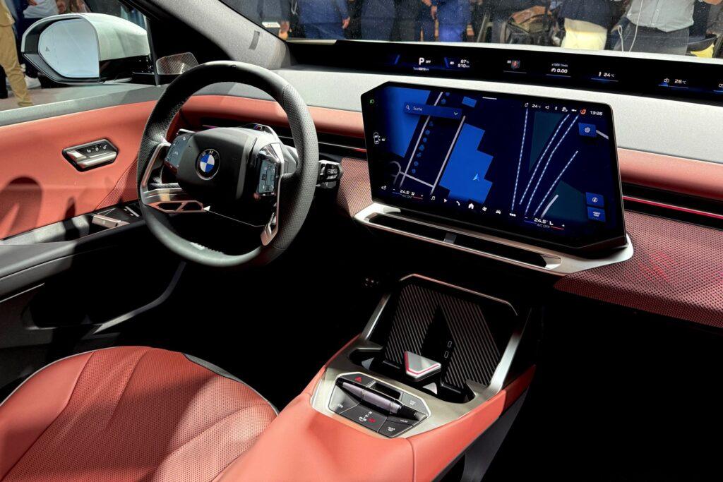 BMW-iX3-Interieur-Castanea-Live-Fotos-NA5-Neue-Klasse-Innenraum-05-1024x683.jpg