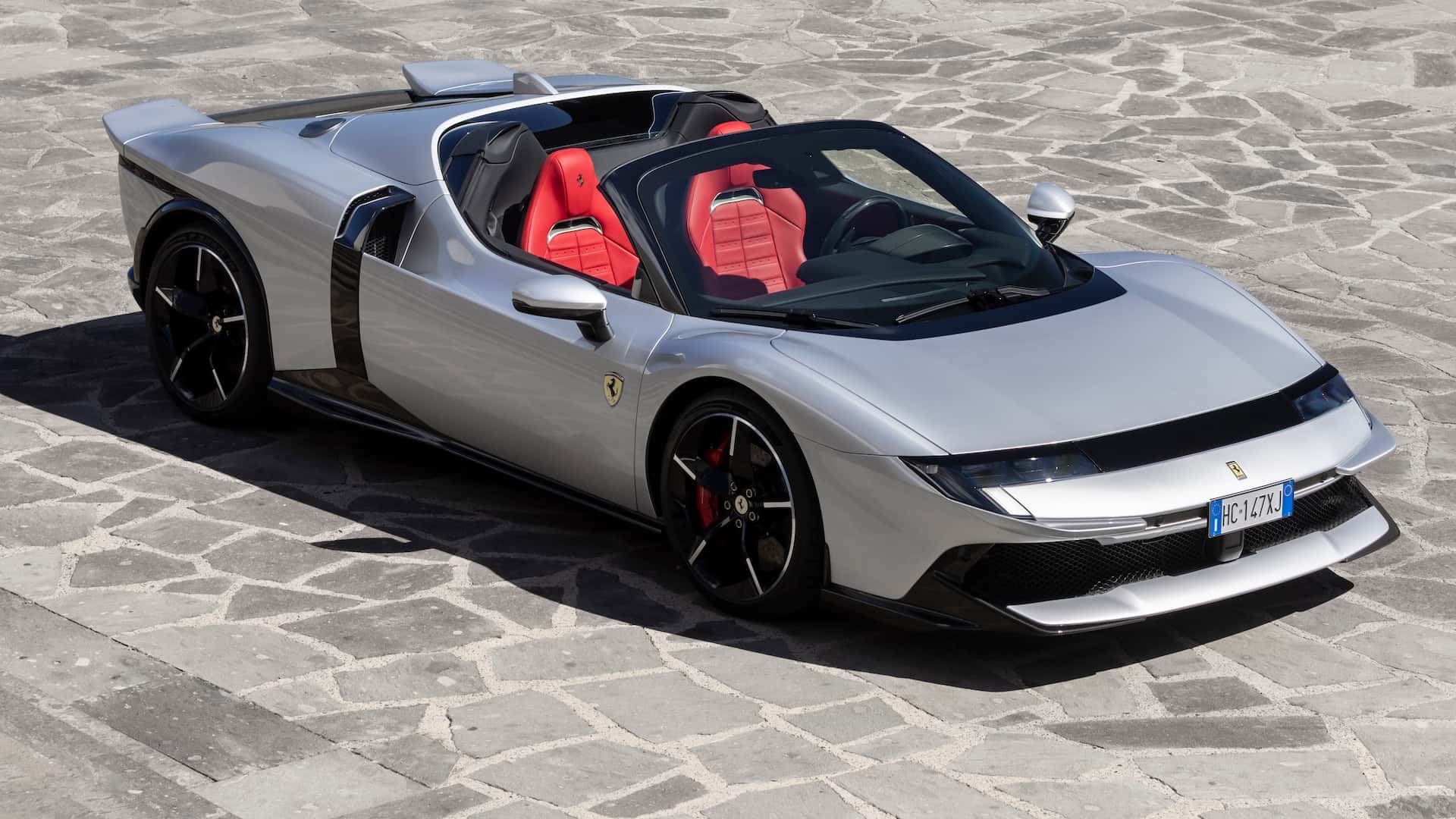 ferrari-849-testarossa-spider-la-prova-su-strada-27.jpg