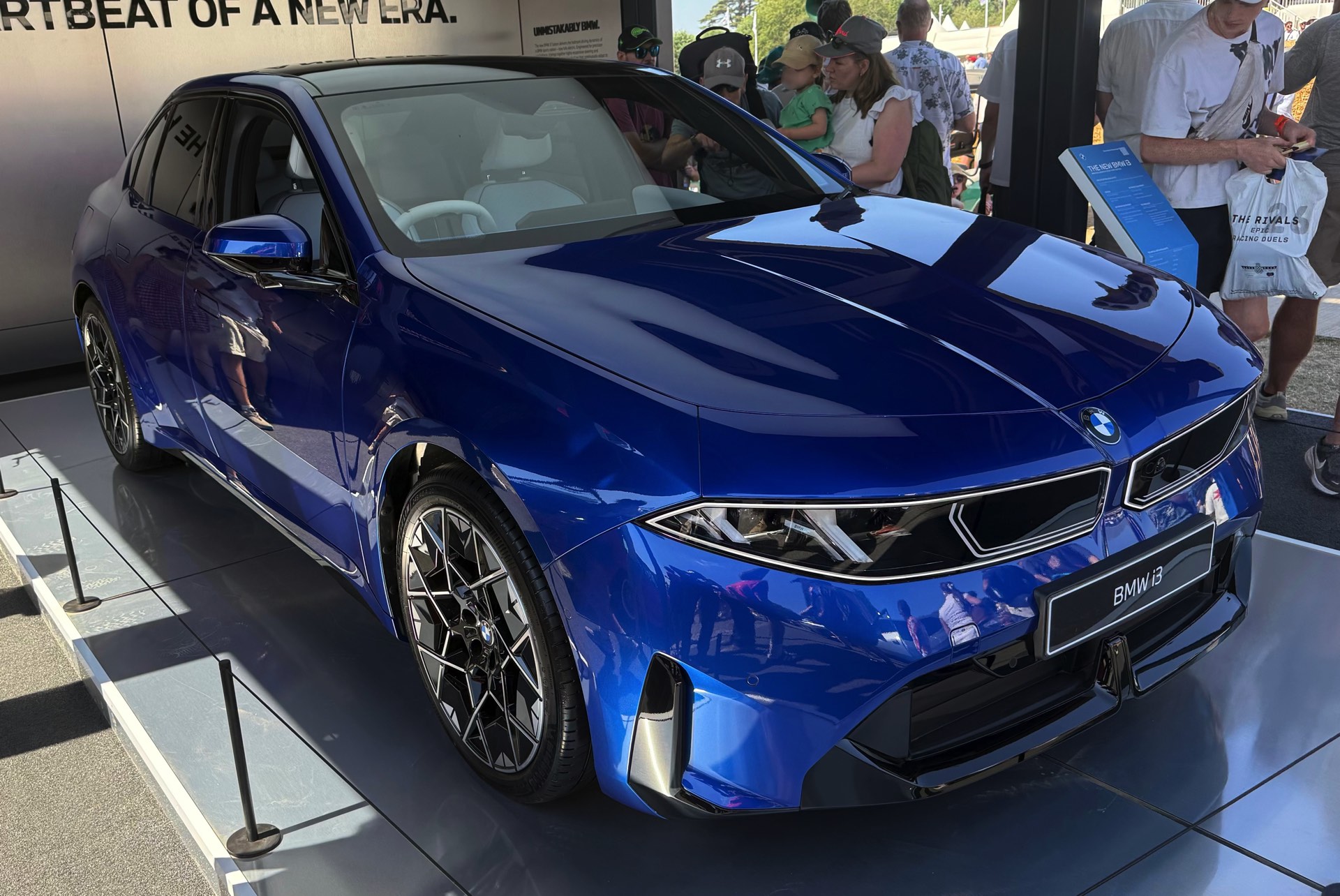 BMW-i3-First-Edtion-NA0-Live-Neue-Klasse-Le-Castellet-Blue-Goodwood-FoS-2026-01.jpg
