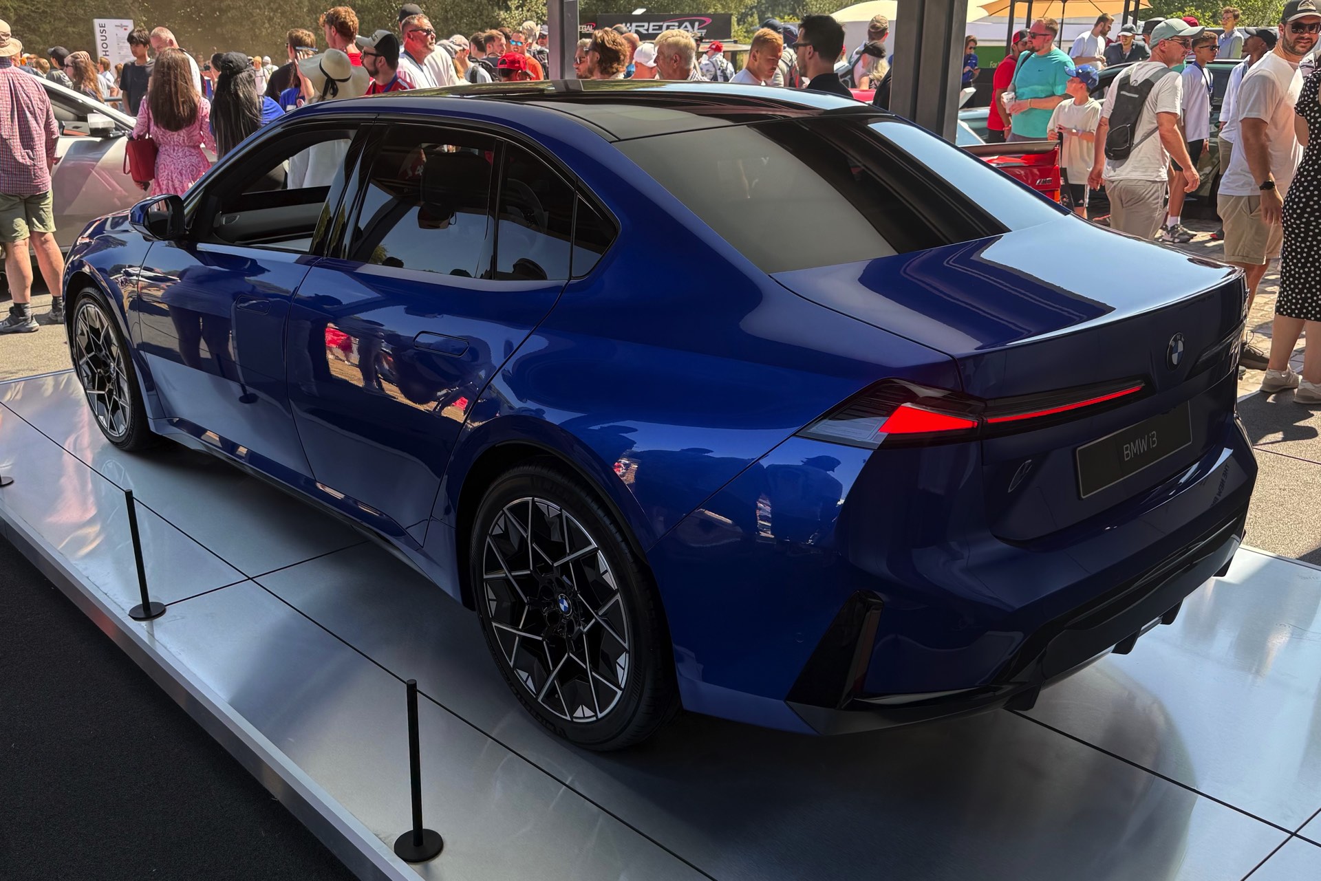 BMW-i3-First-Edtion-NA0-Live-Neue-Klasse-Le-Castellet-Blue-Goodwood-FoS-2026-04.jpg