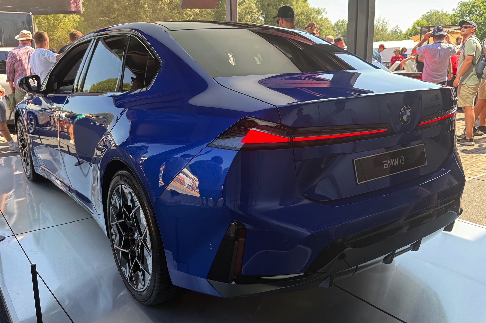 BMW-i3-First-Edtion-NA0-Live-Neue-Klasse-Le-Castellet-Blue-Goodwood-FoS-2026-05.jpg