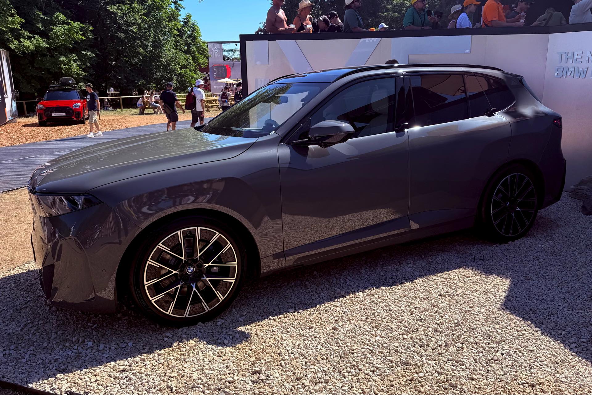 2027-BMW-iX5-G65-Grey-Pine-M-Sport-Live-Goodwood-FoS-04.jpg