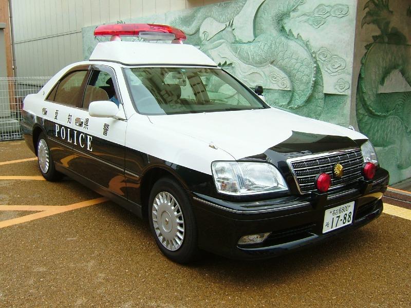TOYOTA_170_system_Crown_police_car.jpg