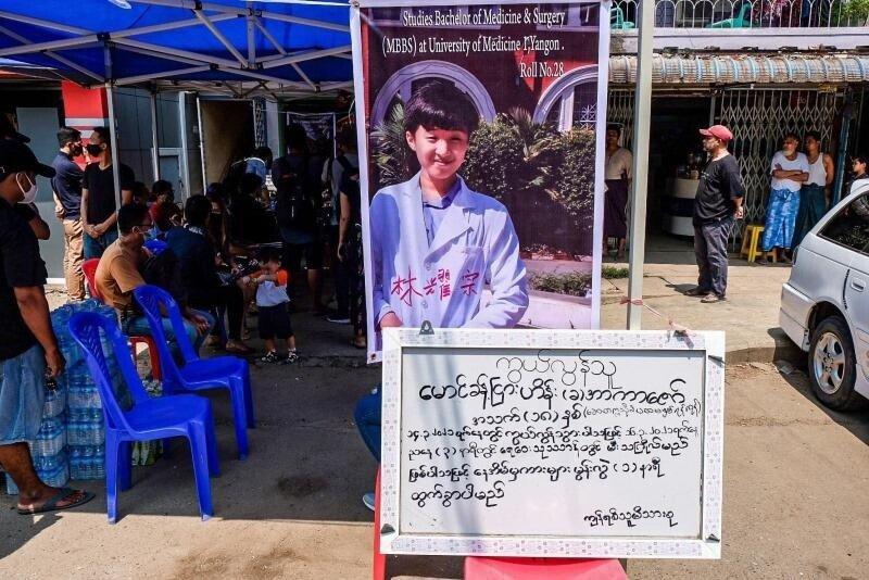 미얀마군 부상당한 시위대 치료하던 의대생 살해1.jpg2.jpg