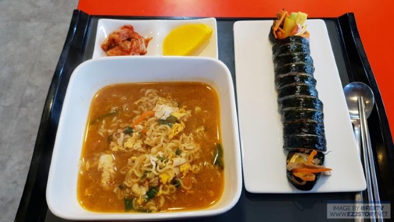 김밥과라면 이미지