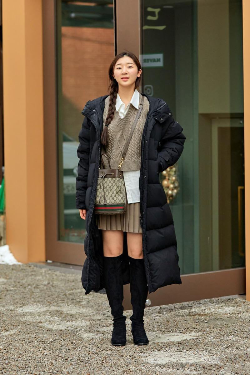 January-2021-Seoul-Street-Fashion-Womens-Style-15.jpg