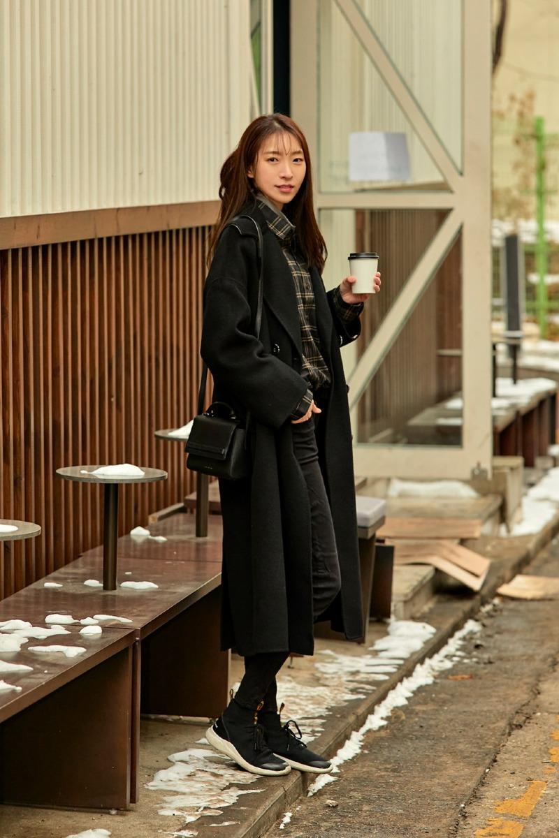 January-2021-Seoul-Street-Fashion-Womens-Style-9.jpg