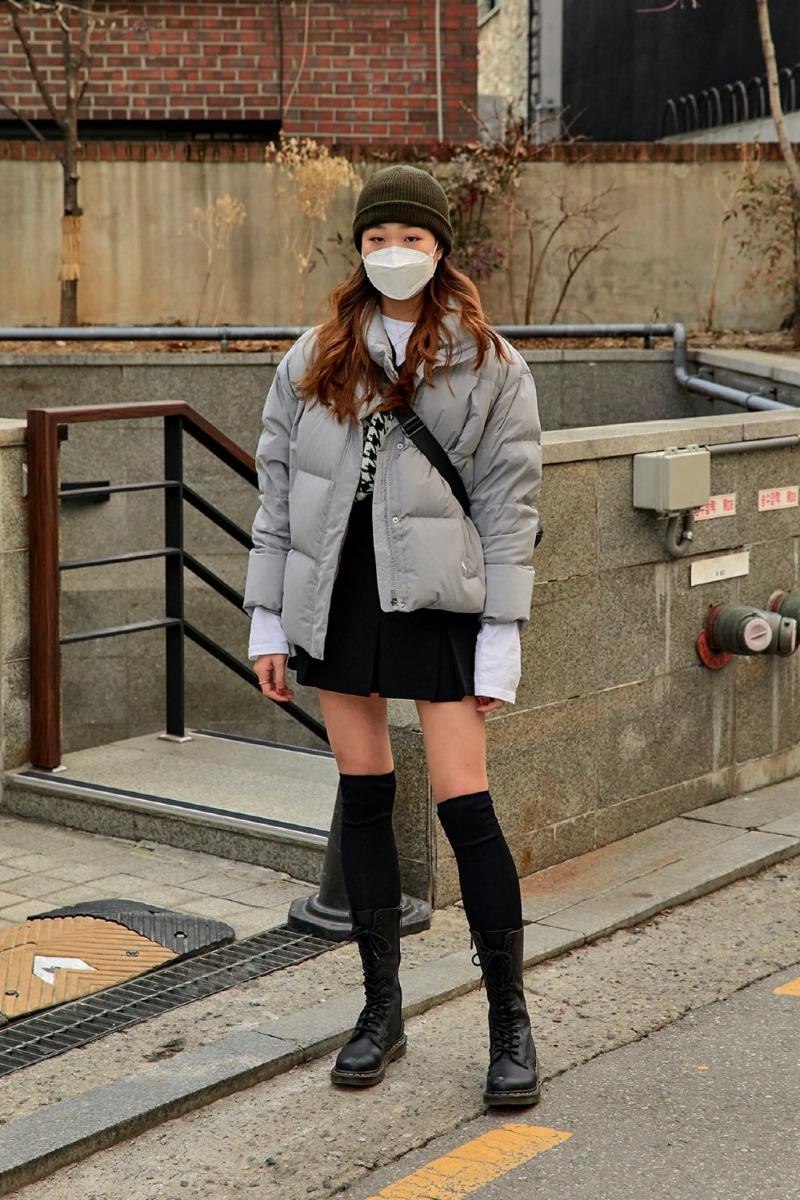 January-2021-Seoul-Street-Fashion-Womens-Style-43.jpg