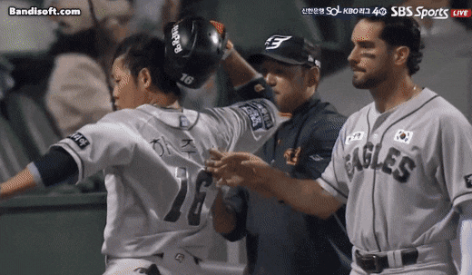 ccfd16a35d42e8b3347e0264351f25cf87c19669.gif
