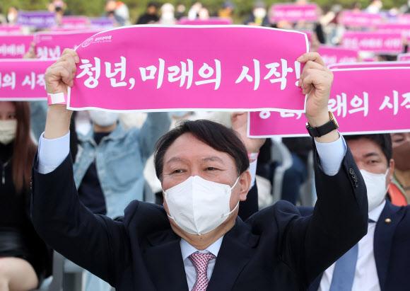 윤컬렉션 이미지